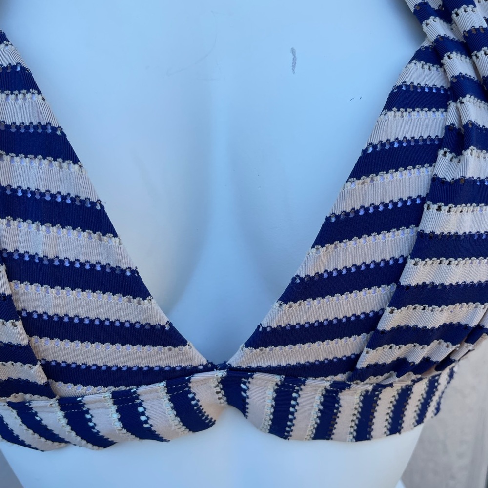 bikini 👙 bundle - Picture 8 of 16